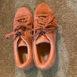 Suede Jr puma sneakers